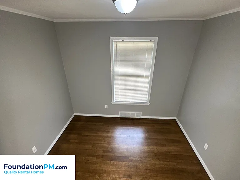 1617 Haywood Ave — Photo 13