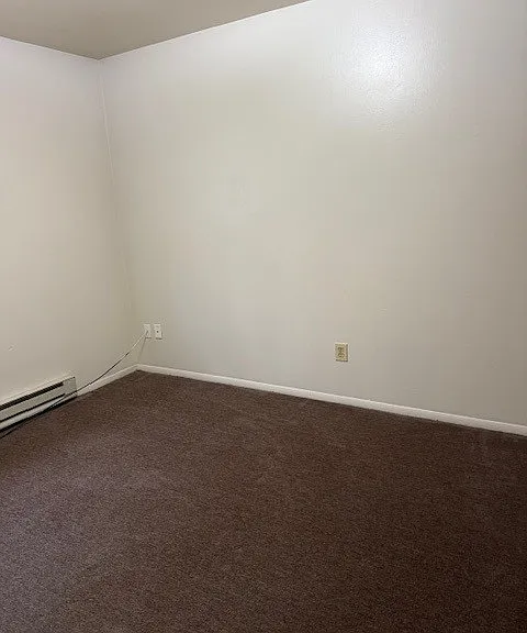 420 7th St SE #1 — Photo 5
