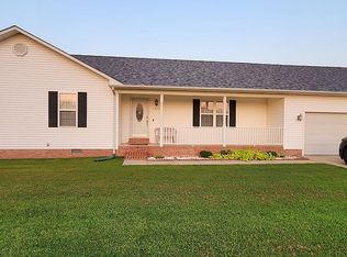 1204 Oakcrest Ln, Dexter, MO 63841