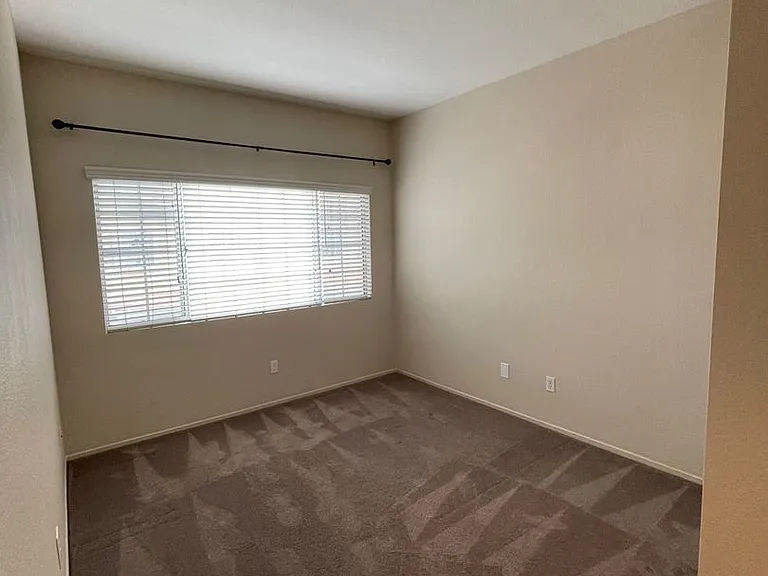 5341 Columbus Pl — Photo 11