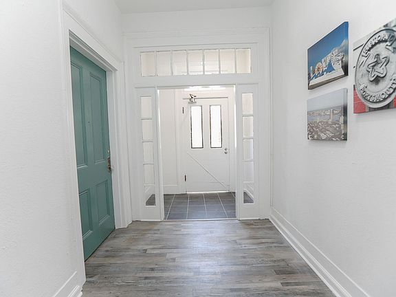 5th image of 303 North St #5
