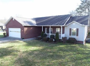 3430 Red Dr, Morristown, TN 37814
