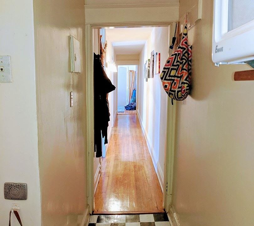 1st image of 3001 Monument Ave APT 05