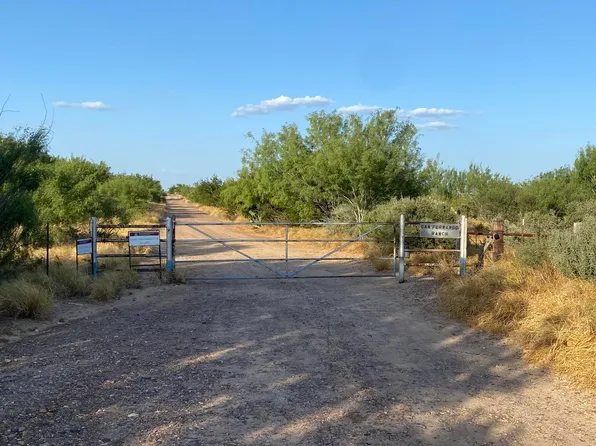2819 Ranch Rd, San Ygnacio, TX 78067