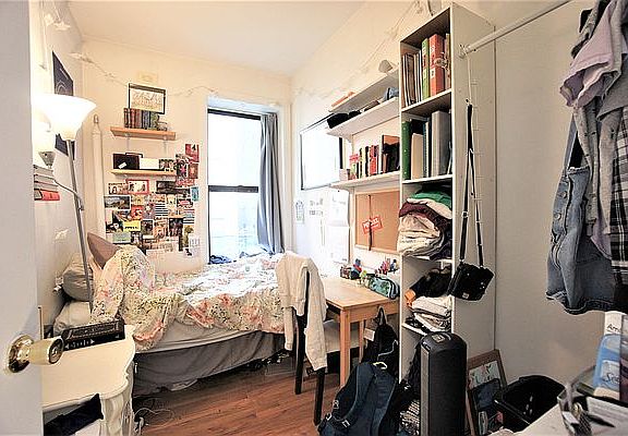 4th image of 205 W 103rd St #2D1