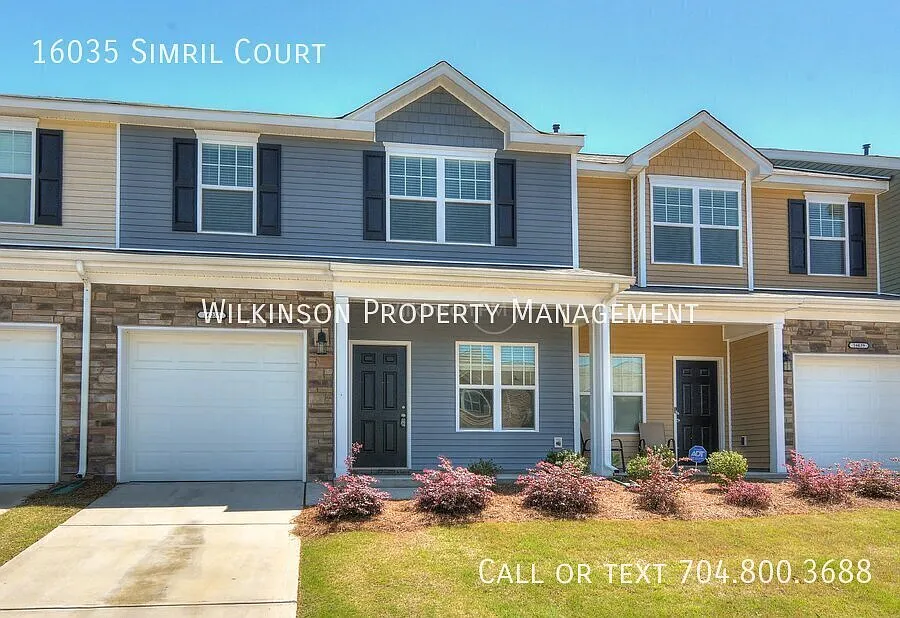 Great 3Br/3.5Bth Home with Finished Basement South Charlotte — Photo 1