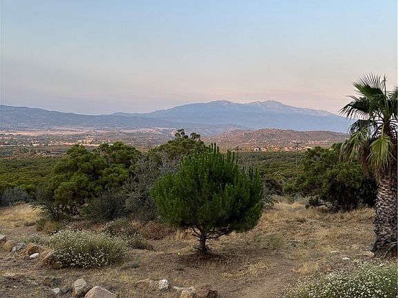 2nd image of 45475 Chapman Rd