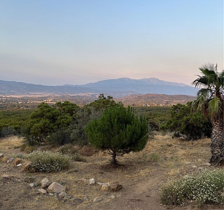 2nd image of 45475 Chapman Rd