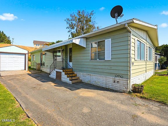 2nd image of 2205 Butterfield Rd Unit 251