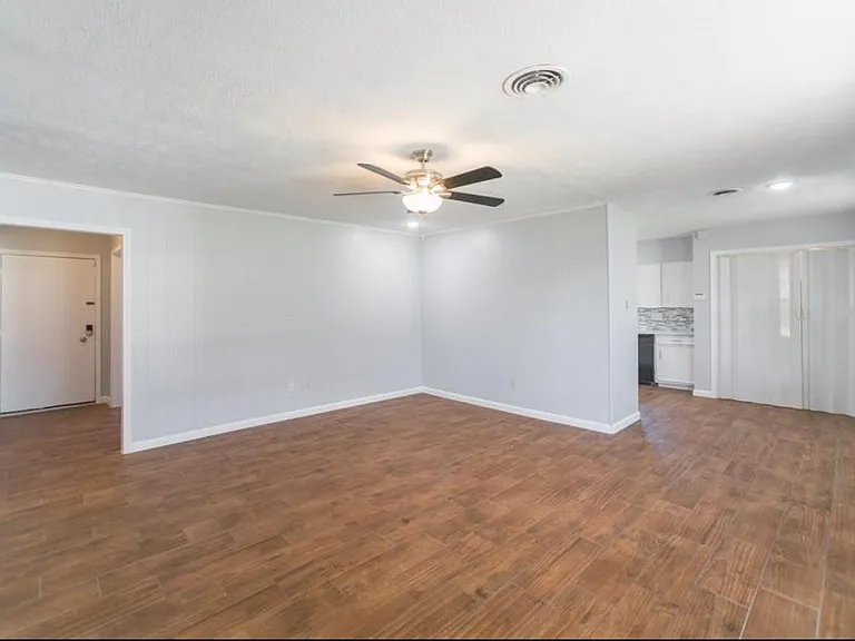 8503 Braes River Dr — Photo 9