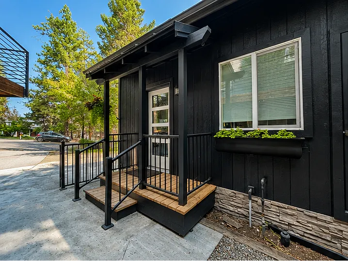 1 bed, 450 sqft, $2,400 — Photo 2