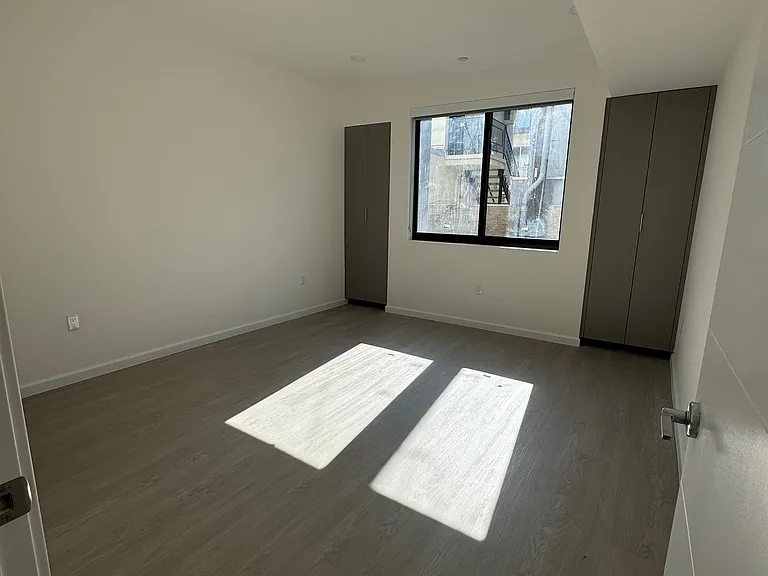 Doran Residences LLC — Photo 8