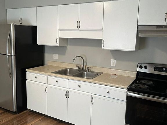 2nd image of 7225 Buffalo Ave #2