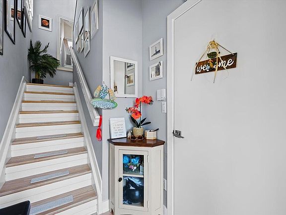4th image of 113 LIGHTHOUSE Circle #C