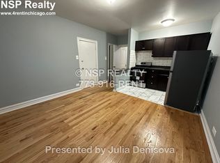 5662 N Ridge Ave #1E, Chicago, IL 60660