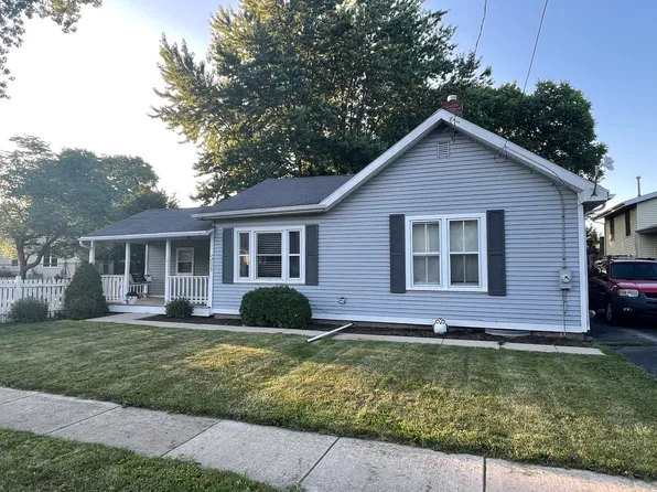 511 North St, Kirkland, IL 60146