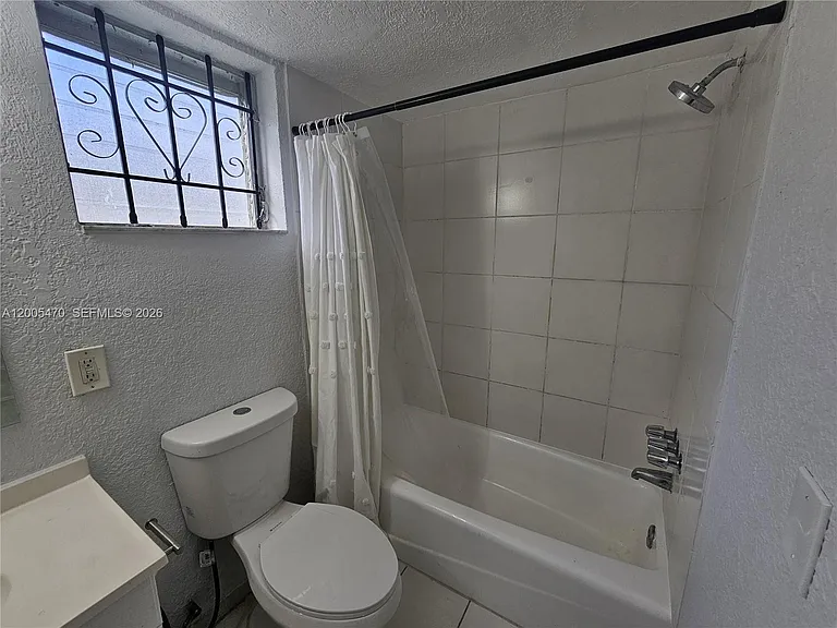 1719 Wiley St #2 — Photo 14