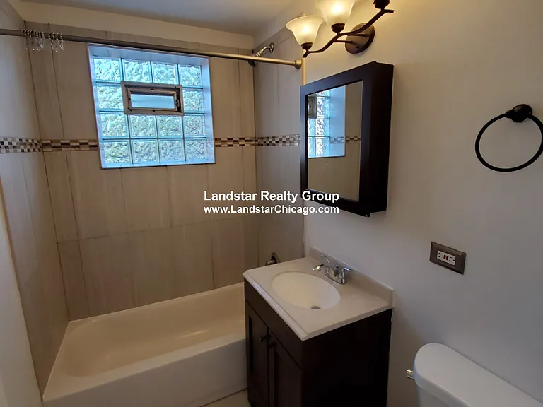 3749 W Sunnyside Ave #3 — Photo 9