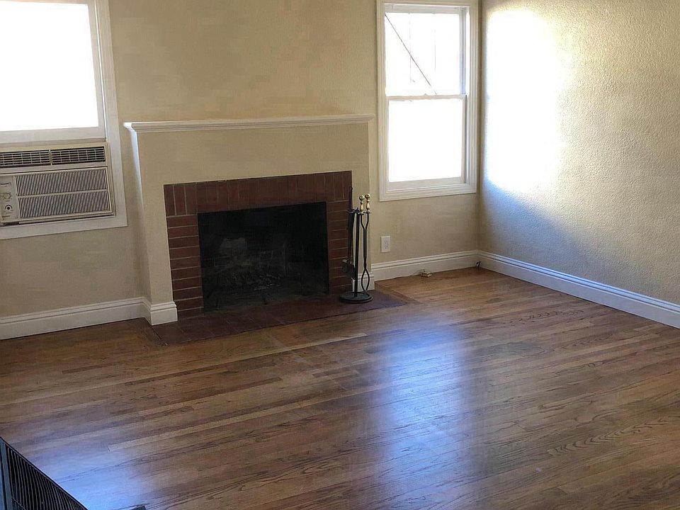 1st image of 820 Burke Ave #820