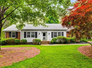 5519 Robinridge Rd, Greensboro, NC 27410