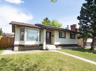 340 SE Templeton Cir NE, Calgary, AB T1Y 4L7