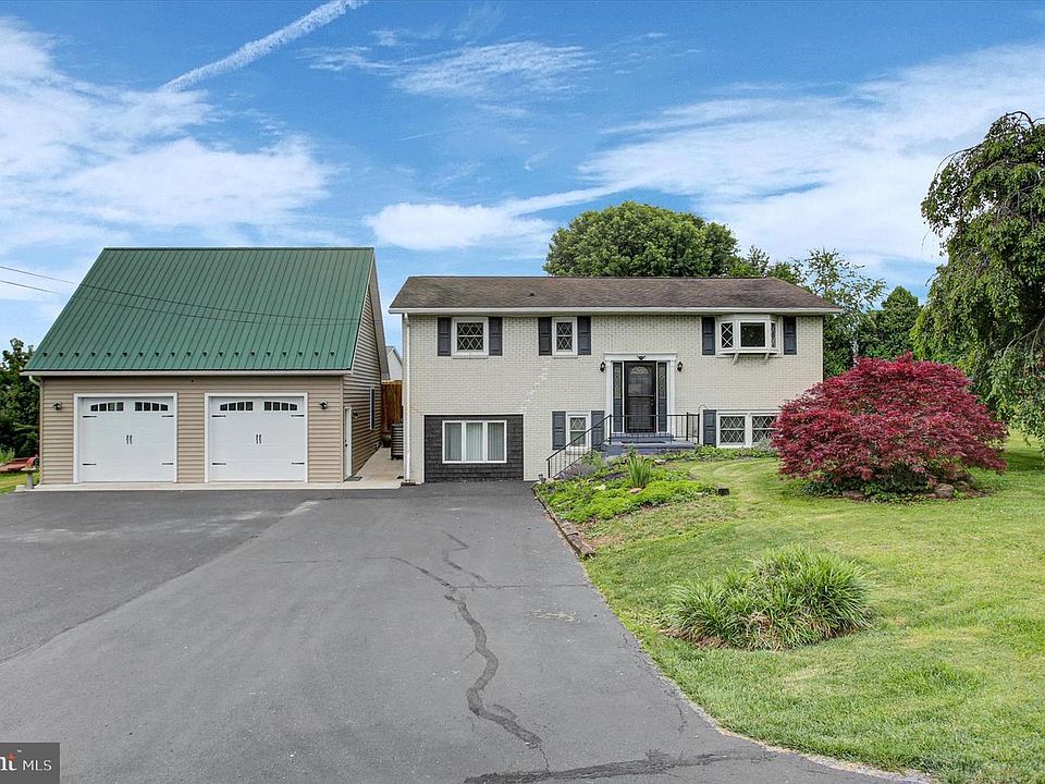 1st image of 108 Willow Dr