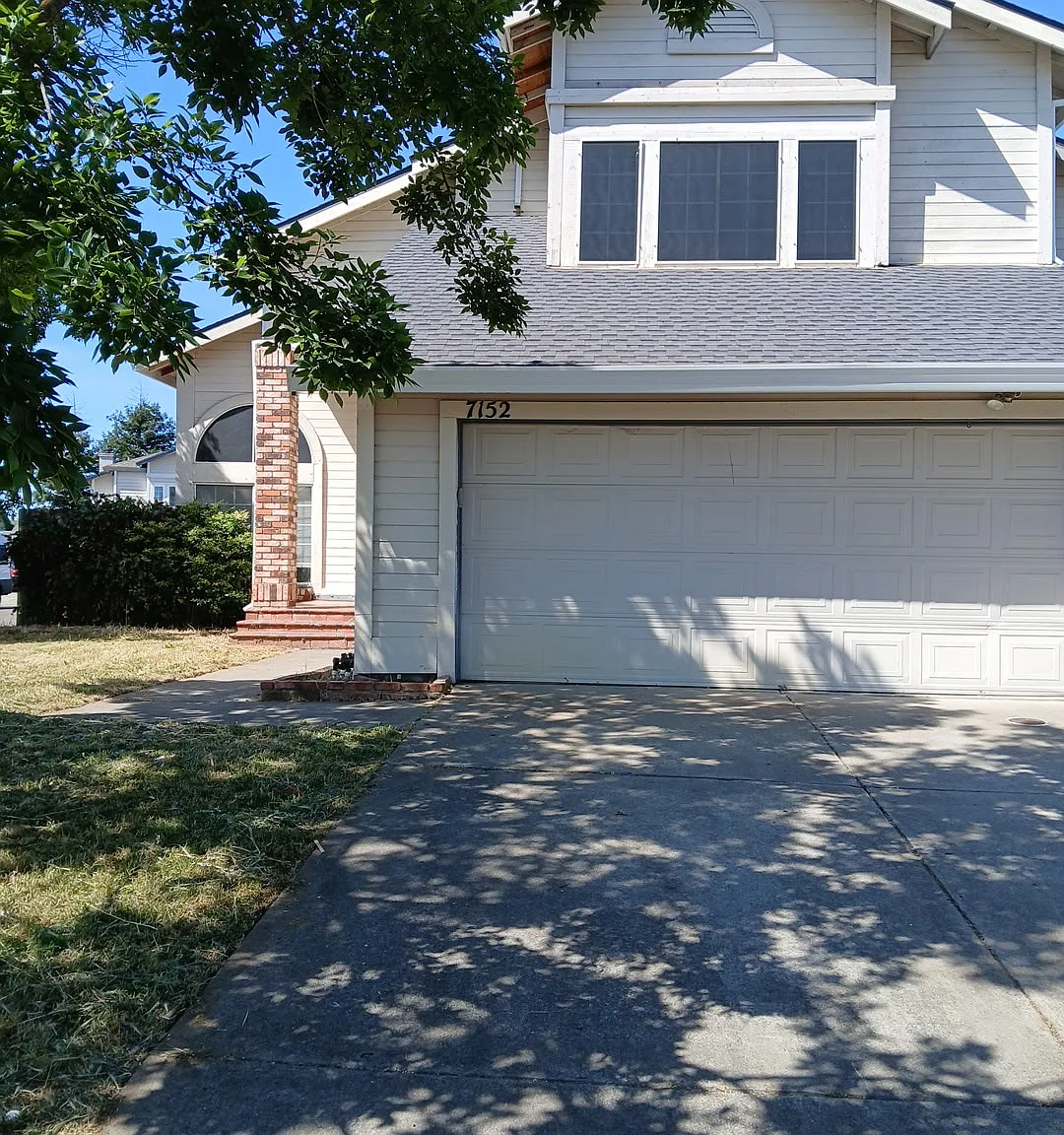 4 bed, 2107 sqft, $3,195 — Photo 1