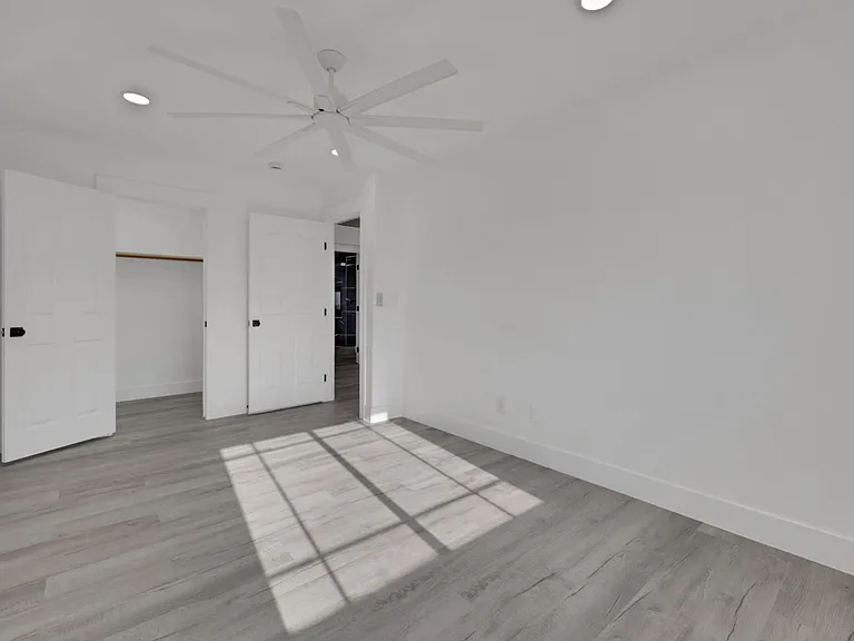 56 Ashby Hills Ct — Photo 32