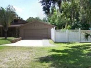 918 State St E, Oldsmar, FL 34677