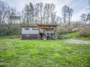 168 Childs Rd, Harriman, TN 37748