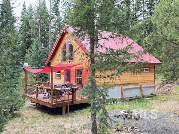 122 Sapling Ln, Saint Maries, ID 83861