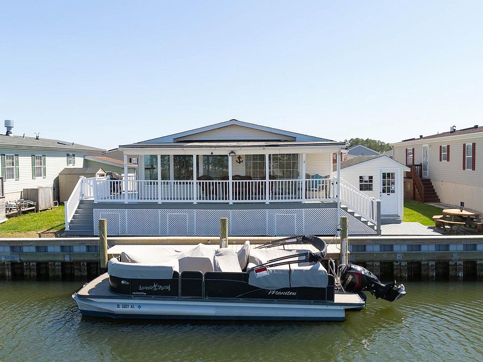 1st image of 26242 Cove Dr