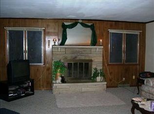 4716 SW Twilight Dr, Topeka, KS 66614