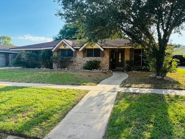 915 S 23rd St, Kingsville, TX 78363