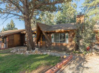 169 Cedar Ln, Sugarloaf, CA 92386