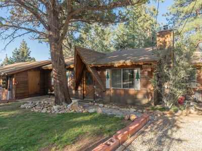169 Cedar Ln, Sugarloaf, CA, 92386