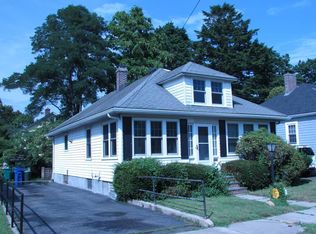 21 Dana Rd, Newton, MA 02465