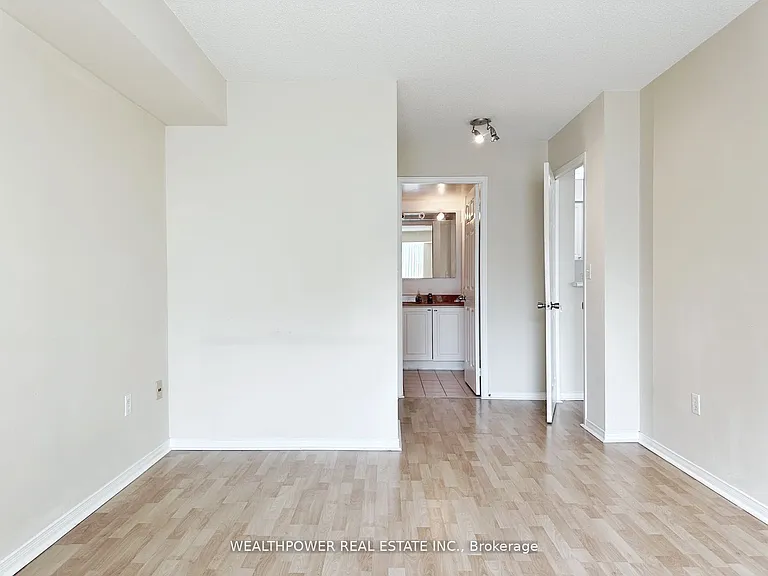 8 Pemberton Ave #1206 — Photo 8