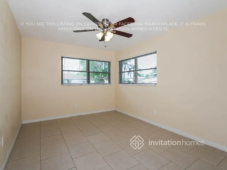 126 SW 48th Ter — Photo 9