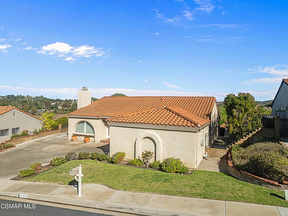 3rd image of 675 Whispering Oaks Pl