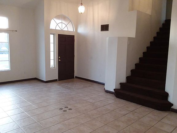 4th image of 12404 Brewster Dr