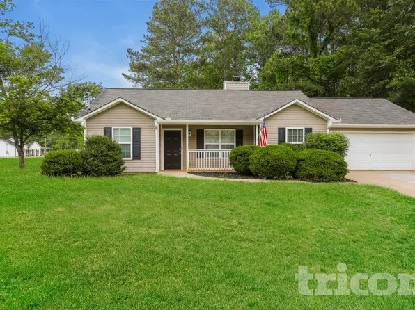 27 Pleasant Forest Dr, Temple, GA 30179