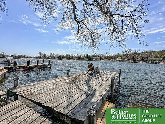3rd image of 32401 E Lake Park Dr
