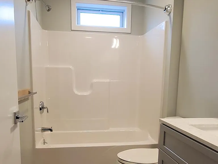 31 Bentley Ave #A & B — Photo 10