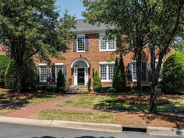 1st image of 4727 Cambridge Crescent Dr