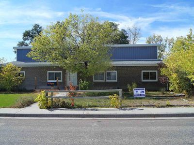 6214 Plains Ave, Cheyenne, WY, 82009