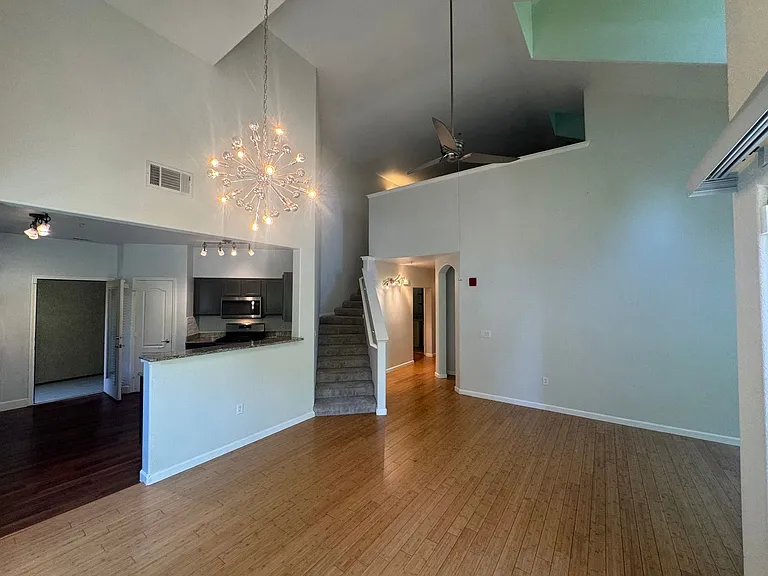 5350 Dunlay Dr #814 — Photo 8
