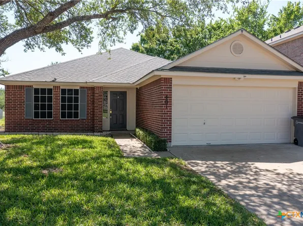 401 Deer Chase, Victoria, TX 77901