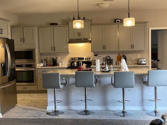 3rd image of 7709 Canyon Ridge Cv