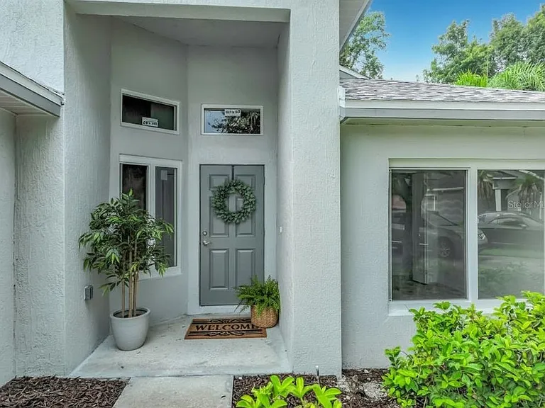11148 Pinewood Cove Ln — Photo 6